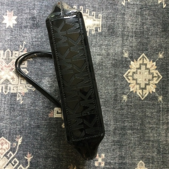 Michael Kors Patent Leather Bag NWOT - Picture 4 of 11